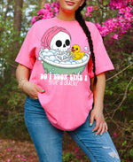 New! "Do I Look Like I Give A Duck? Funny Sarcastic Tshirt